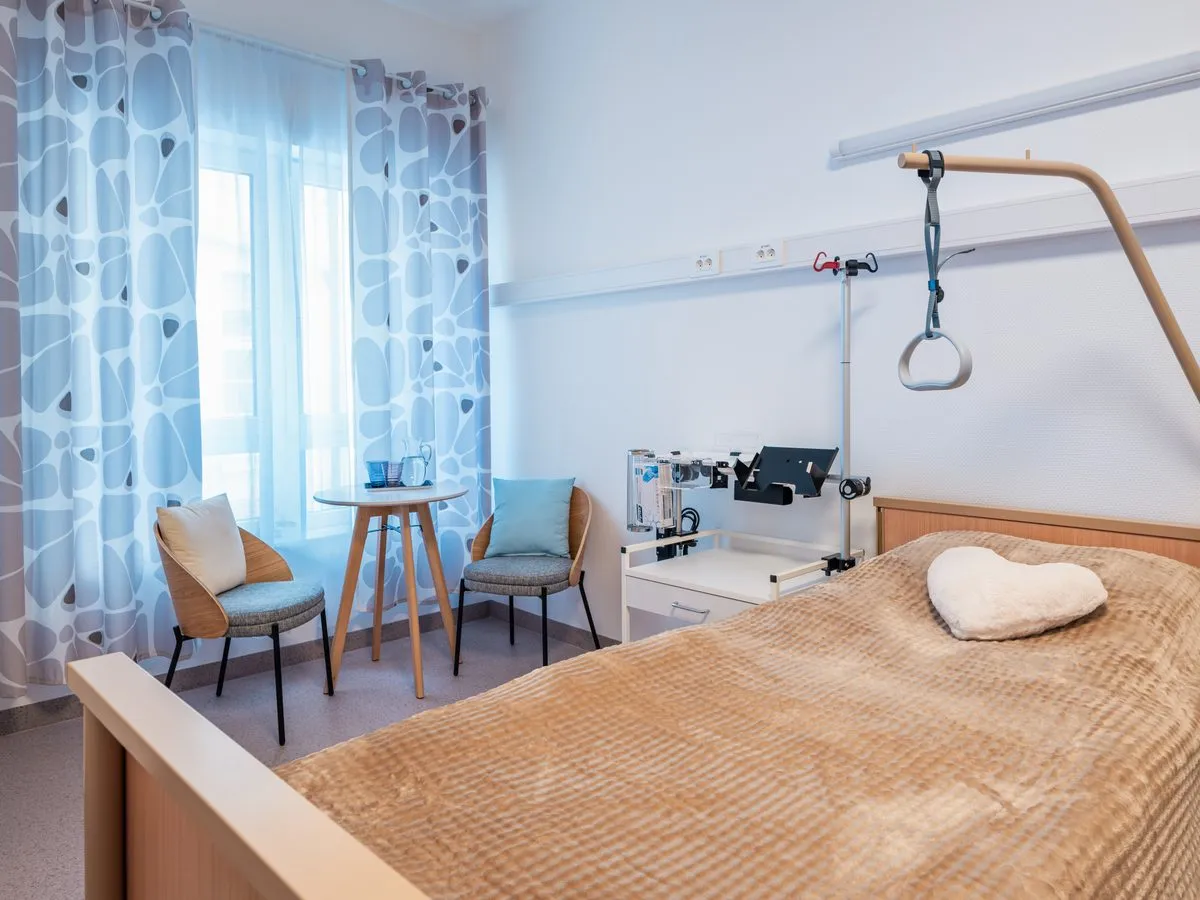 Barrierefreies Bewohnerzimmer in der Intensiv-Wohngemeinschaft Warburg